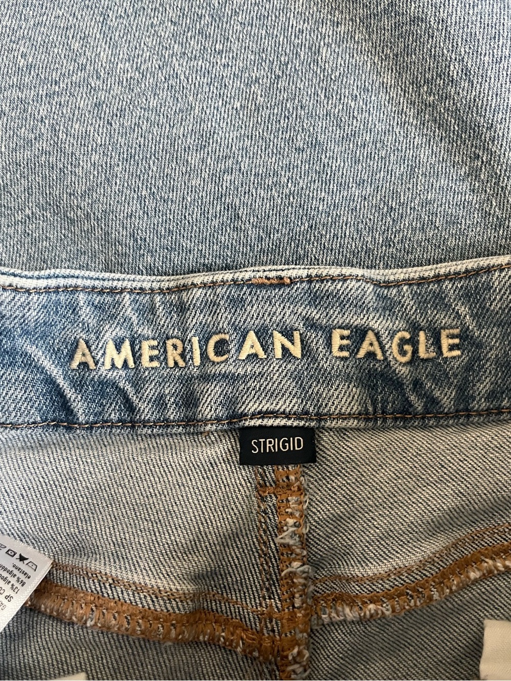 American Eagle Women’s Light Wash Strigid Jeans Size 0 Regular - Picture 7 of 9